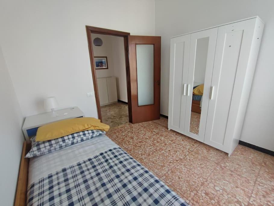 La Vie En Rose Flat Apartment Сестри Леванте Екстериор снимка