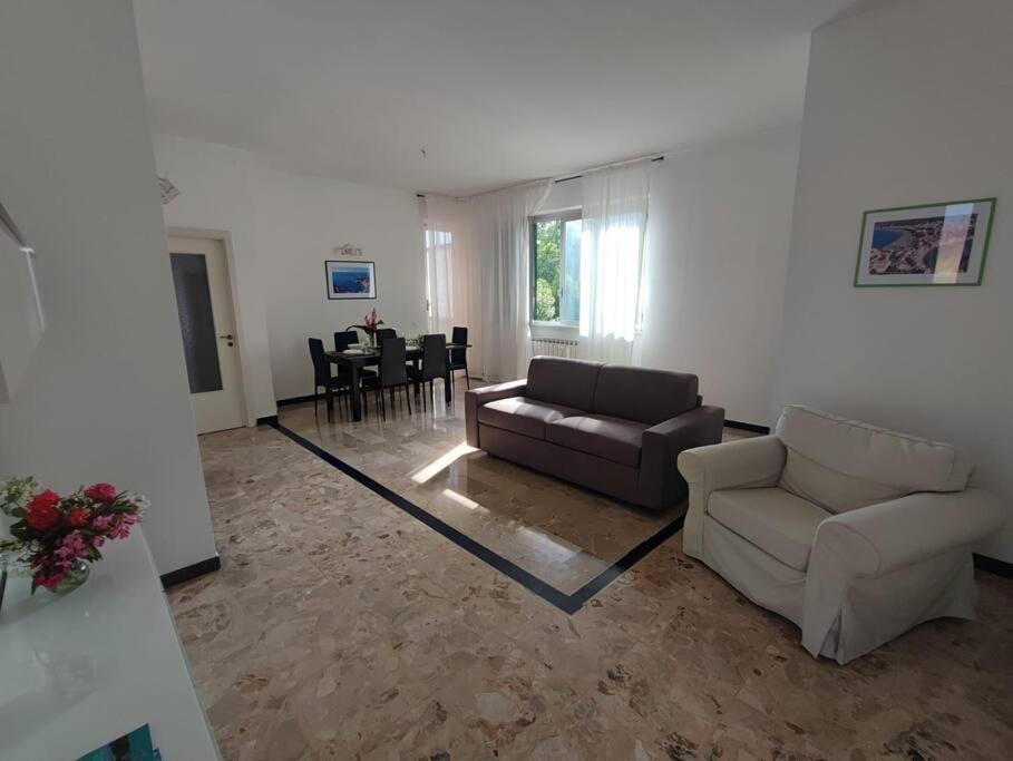 La Vie En Rose Flat Apartment Сестри Леванте Екстериор снимка