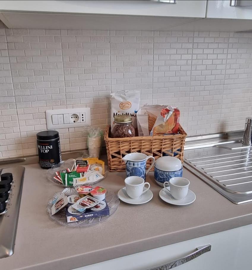 La Vie En Rose Flat Apartment Сестри Леванте Екстериор снимка